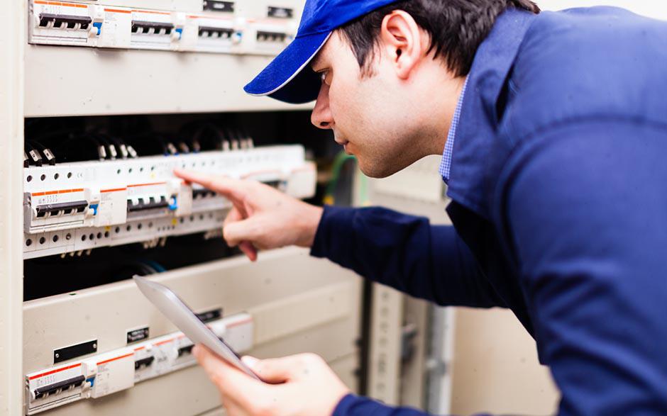 électricien installateur Versailles